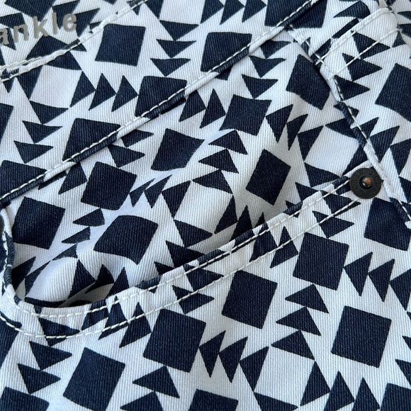 Women’s J. Crew Toothpick Jeans - Picture 4 of 11